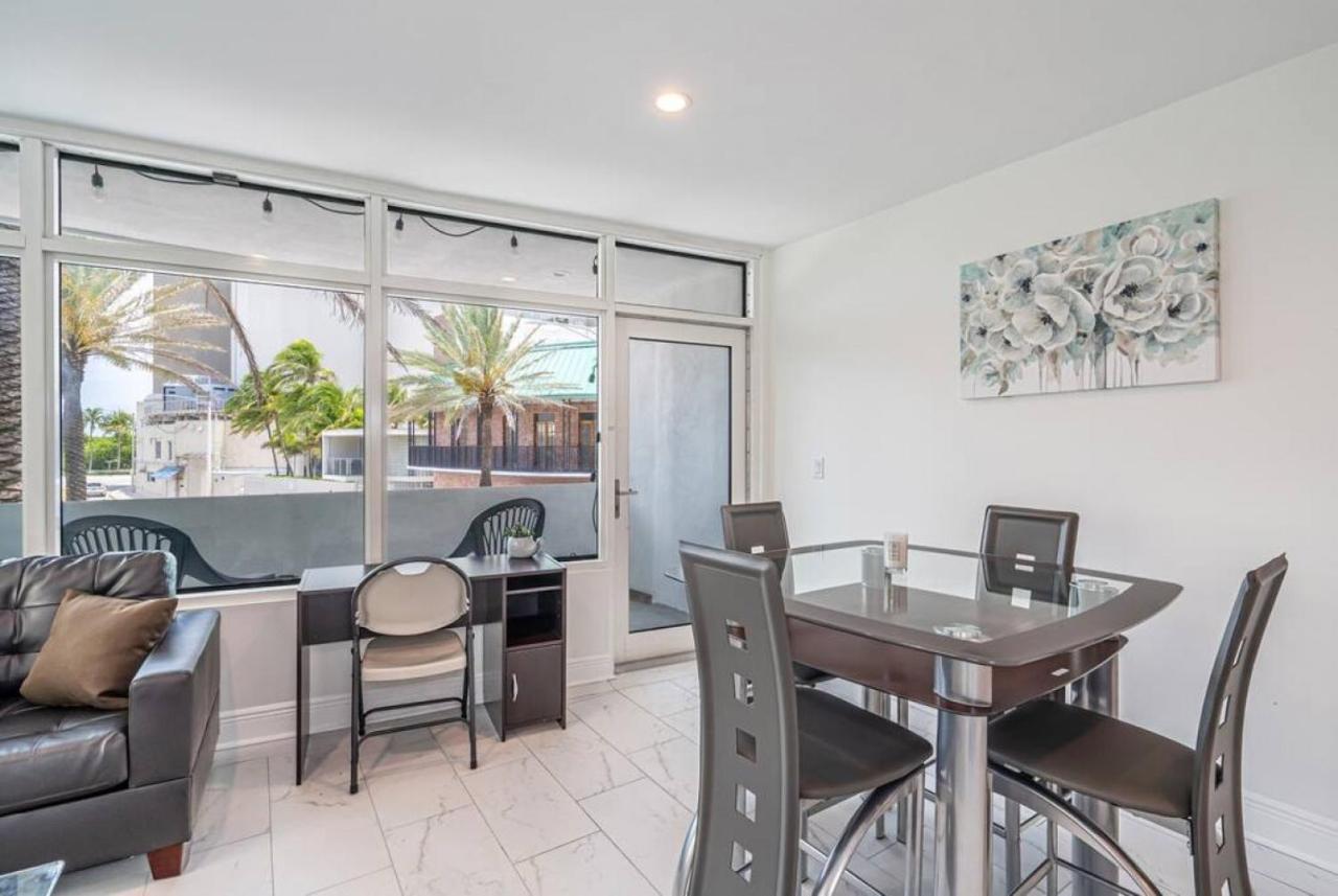 The Purple Pelican Beachfront With Ocean Balcony Unit 1 Fort Lauderdale Exterior photo